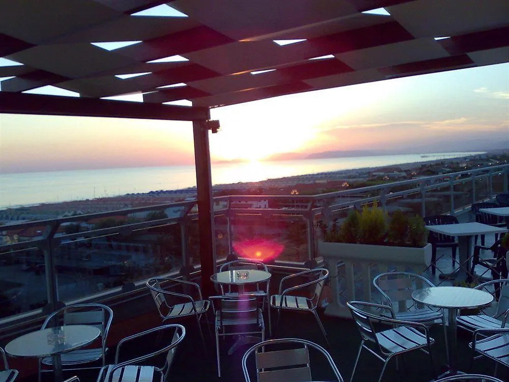 Hotel Bixio Lido di Camaiore